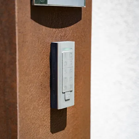 Residenza Timpa Janca 아파트 비보 발렌티아 마리나